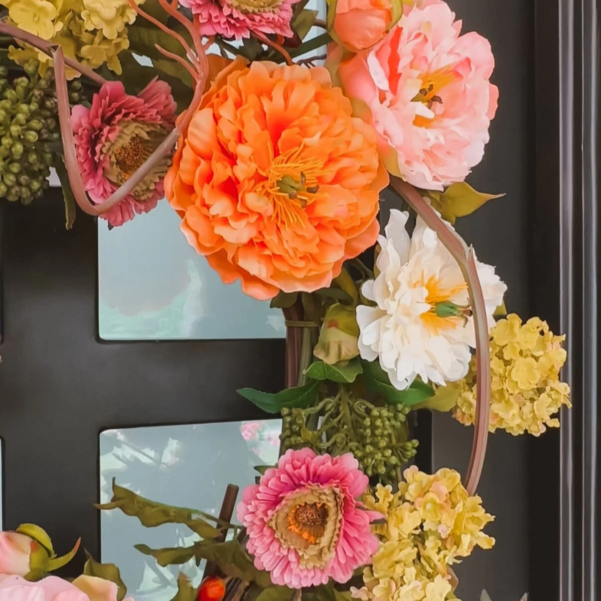 24" Mixed Peony Wreath (4664) - Image 3